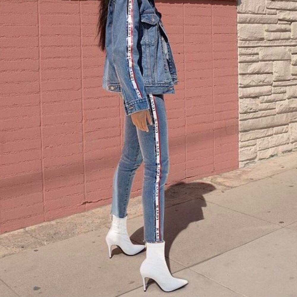 LEVI'S | 721 High Rise‎ Skinny Sequin Side Stripe Jeans | 31